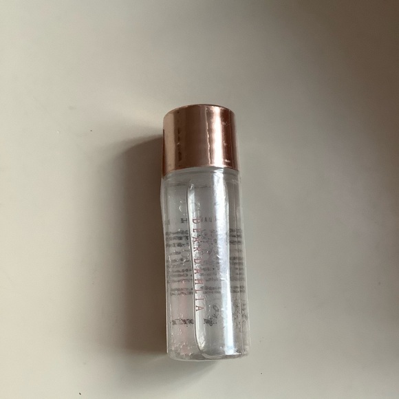 Dear Dahlia Skin Conditioning Eye & Lip Remover - Picture 2 of 3